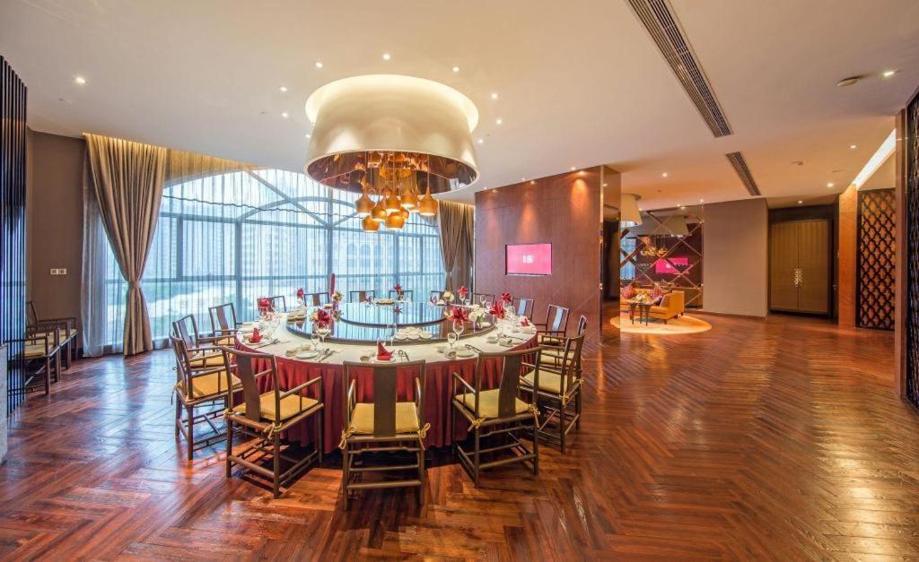 Maison New Century Hotel Dongguan Dongguan  Eksteriør billede