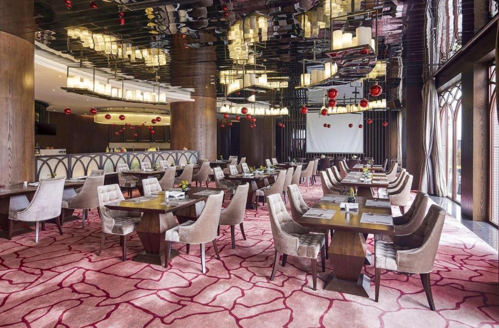 Maison New Century Hotel Dongguan Dongguan  Eksteriør billede