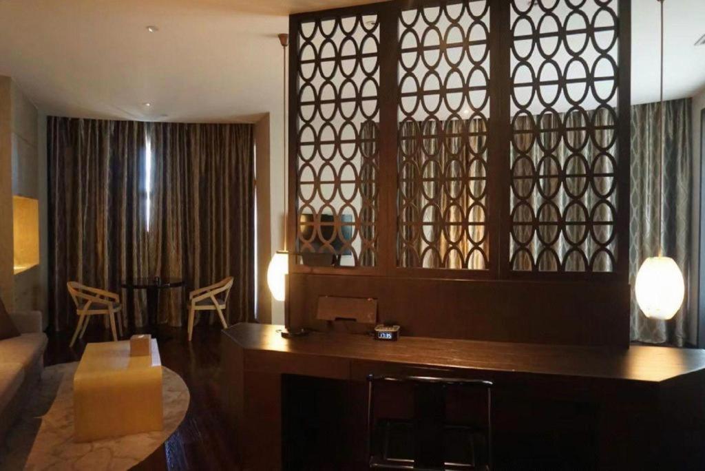 Maison New Century Hotel Dongguan Dongguan  Eksteriør billede