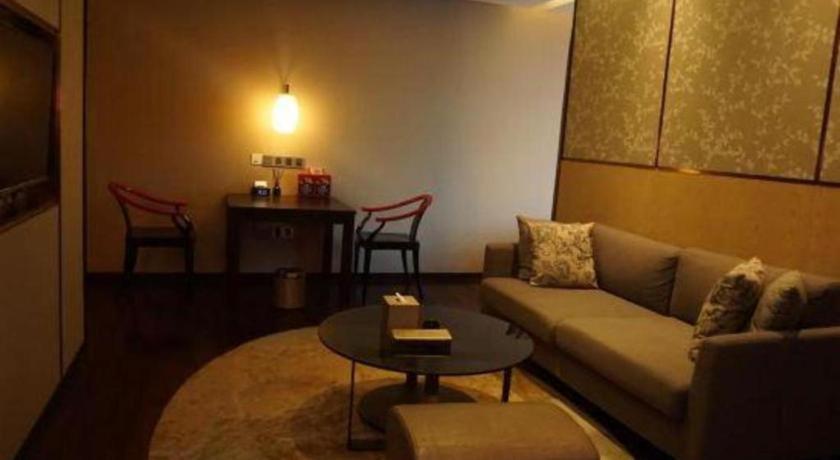 Maison New Century Hotel Dongguan Dongguan  Eksteriør billede